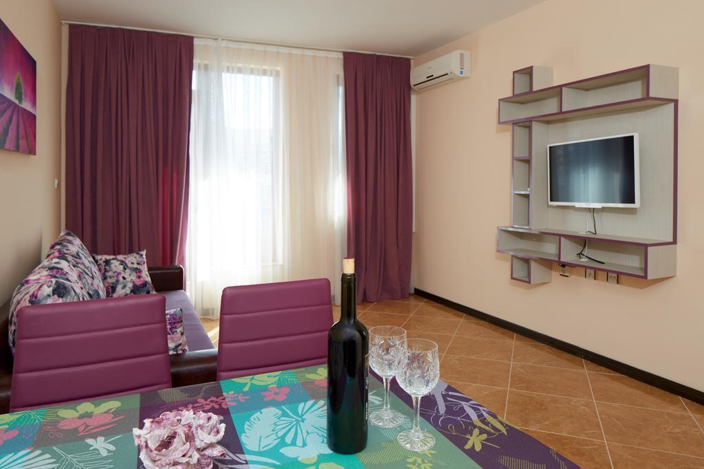 Mars Apartments In Complex Shipka Sveti Vlas Exteriér fotografie